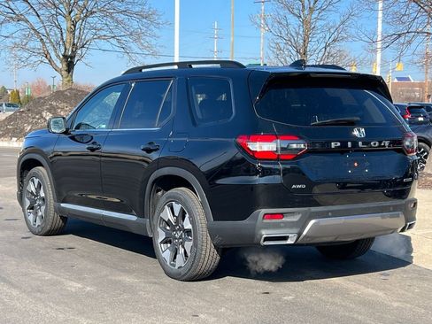 New 2026 Honda Pilot Touring image 47