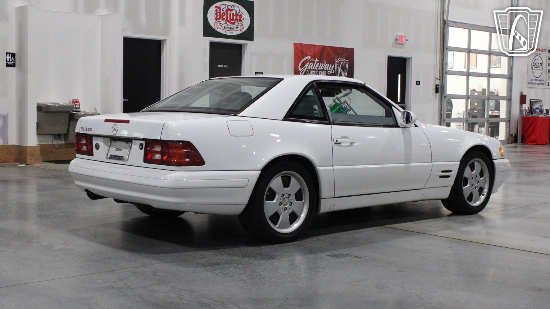 Used 1999 Mercedes-Benz SL 500 image 30