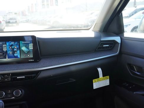 New 2026 Nissan Kicks S image 24