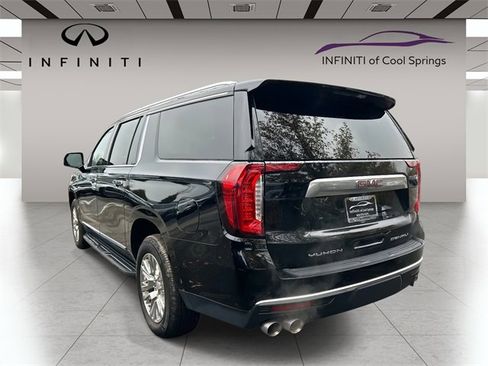 Used 2022 GMC Yukon XL Denali w/ Advanced Technology Package image 5