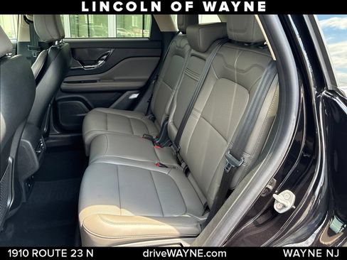 Certified 2025 Lincoln Corsair AWD w/ Equipment Group 101A image 22