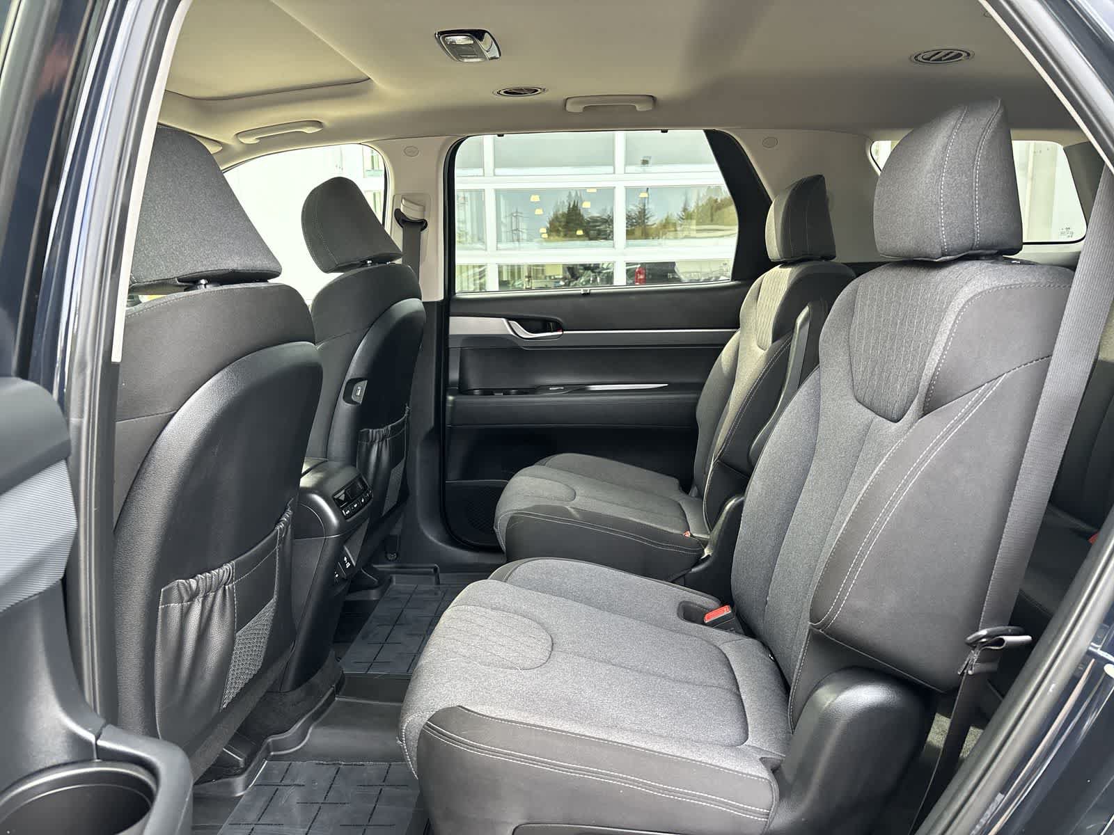 Used 2022 Hyundai Palisade SEL w/ Convenience Package AWD/4WD image 8