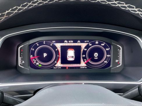 Certified 2023 Volkswagen Tiguan SEL R-Line AWD/4WD image 20