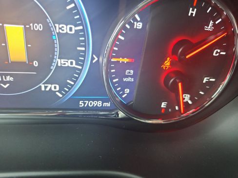 Used 2022 GMC Acadia AT4 w/ Technology Package AWD/4WD image 22