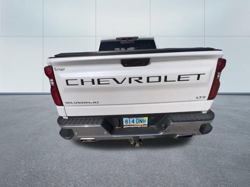 Used 2019 Chevrolet Silverado 1500 LTZ w/ LTZ Premium Package AWD/4WD image 5