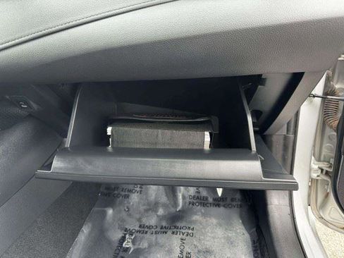 Used 2024 Toyota Corolla SE FWD image 53