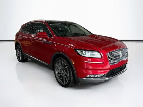 Used 2021 Lincoln Nautilus Reserve w/ Equipment Group 202A image 3