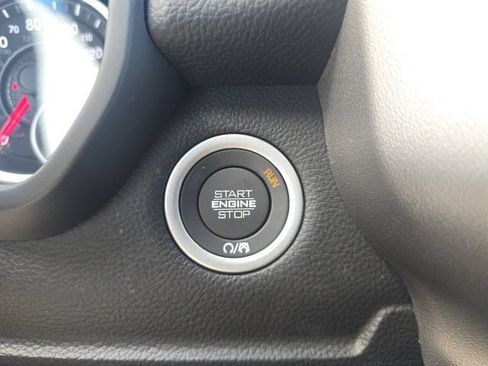 New 2026 RAM 1500 4x4 Crew Cab image 16