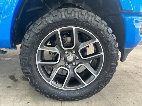 Used 2020 RAM 1500 Laramie RWD image 25