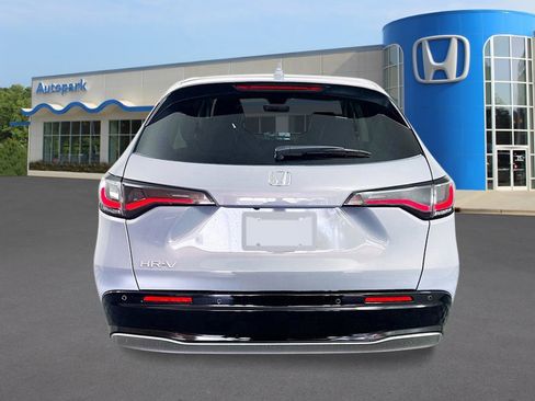 New 2026 Honda HR-V EX-L image 3
