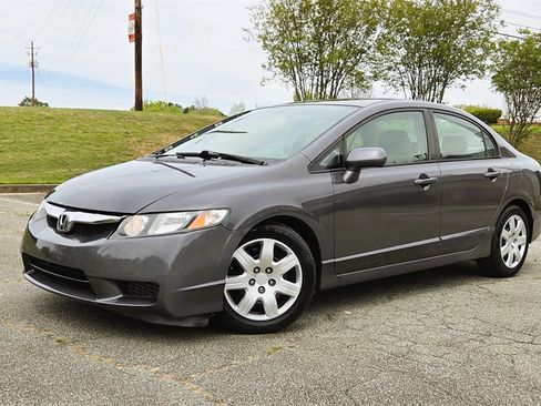 Used 2010 Honda Civic LX image 1