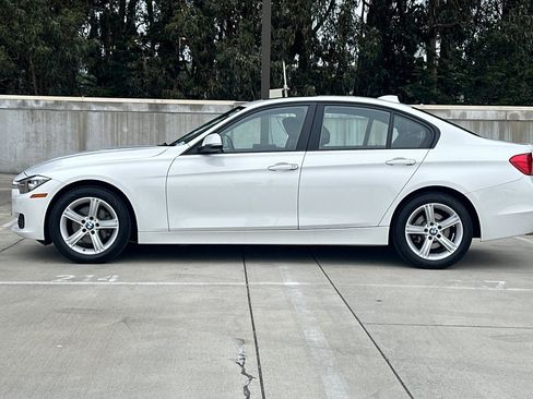 Used 2015 BMW 320i xDrive Sedan image 2