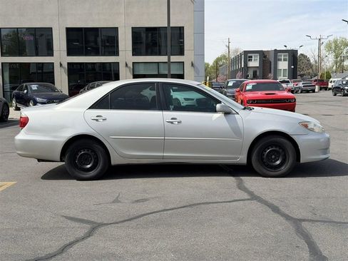 Used 2005 Toyota Camry LE image 8
