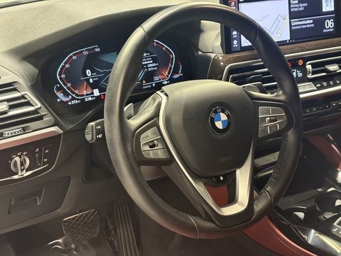 Certified 2023 BMW X4 xDrive30i w/ Premium Package image 13
