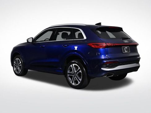 Used 2025 Audi Q5 Premium w/ Convenience Package AWD/4WD image 3
