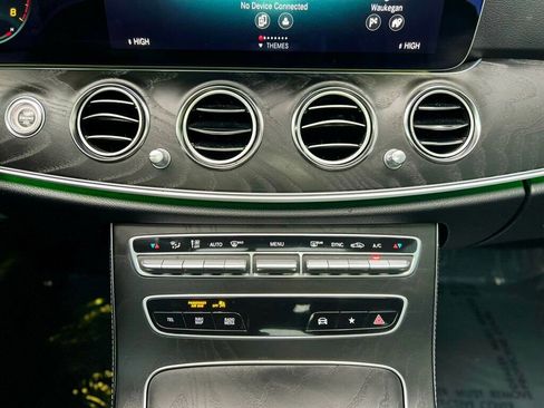 Used 2023 Mercedes-Benz E 350 4MATIC Sedan image 27