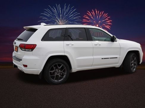 Certified 2021 Jeep Grand Cherokee Limited w/ Quick Order Package 28K 80th AWD/4WD image 4