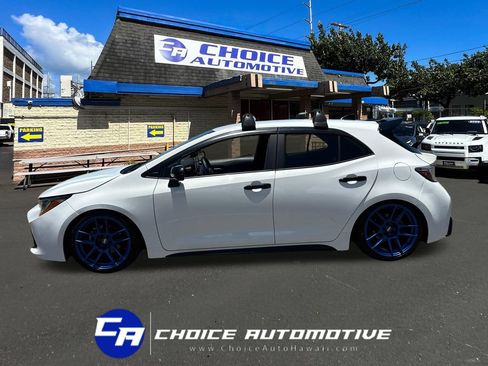 Used 2021 Toyota Corolla SE FWD image 3