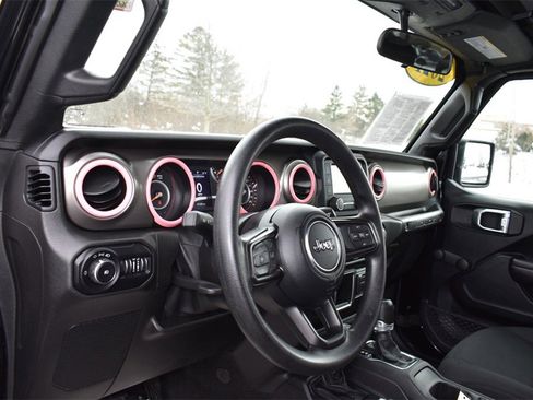 Used 2021 Jeep Wrangler Unlimited Sport image 13