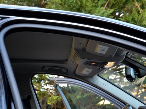 Used 2015 BMW 528i xDrive Sedan image 10