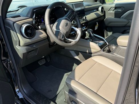 New 2026 Chevrolet Colorado ZR2 w/ Technology Package AWD/4WD image 16