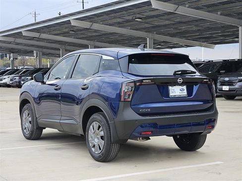 Used 2026 Nissan Kicks S image 3