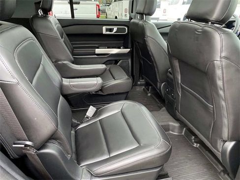 Used 2023 Ford Explorer XLT w/ Equipment Group 202A image 27