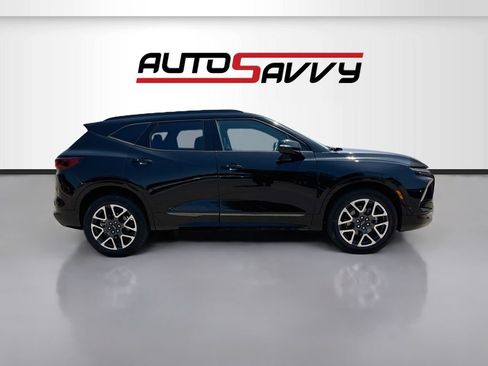 Used 2025 Chevrolet Blazer RS FWD image 8