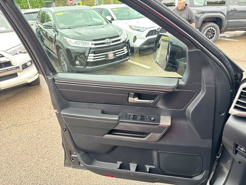 Used 2023 Toyota Tundra SR5 w/ SR5 Convenience Package AWD/4WD image 33