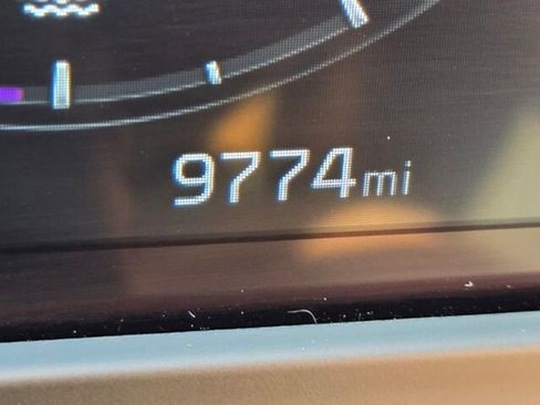 Used 2024 Kia Seltos SX w/ SX Sunroof Package image 24