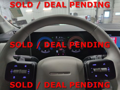 Used 2025 Hyundai Santa Fe SEL image 25