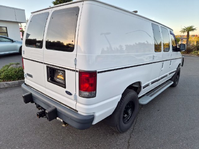 Used 2008 Ford E-250 and Econoline 250 RWD image 7