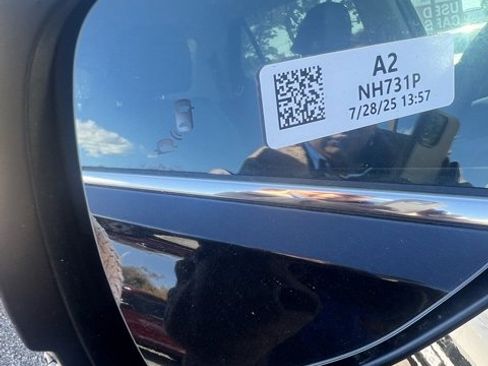 New 2025 Honda Pilot EX-L image 4