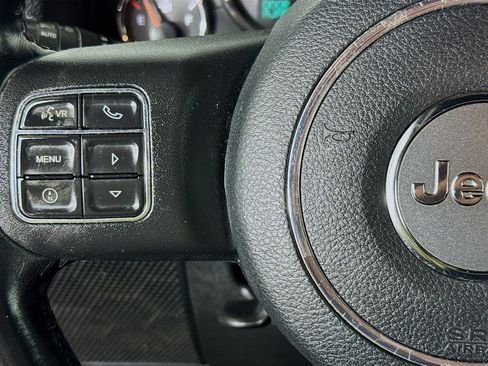 Used 2018 Jeep Wrangler Unlimited Sahara w/ Dual Top Group image 13