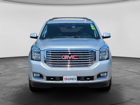Used 2020 GMC Yukon XL SLT w/ Premium Edition AWD/4WD image 2