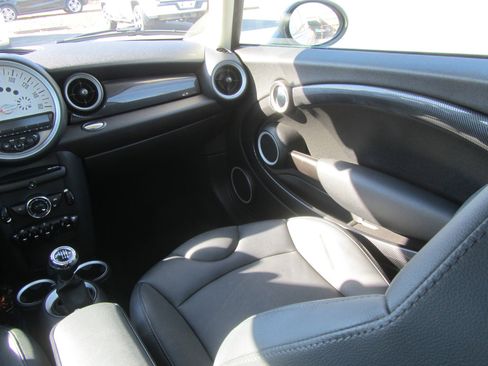 Used 2013 MINI Cooper S image 14