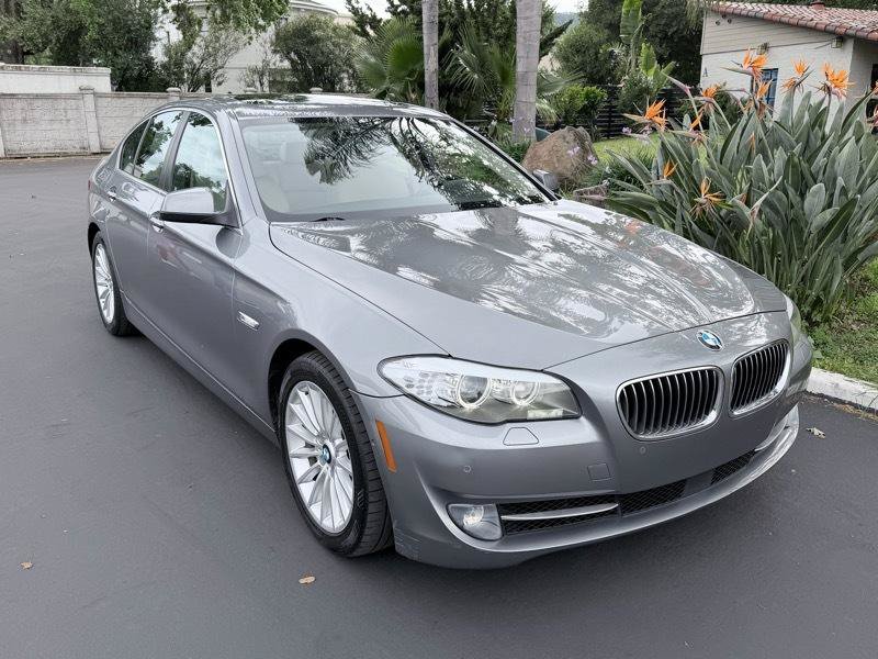 Used 2011 BMW 535i Sedan RWD image 5