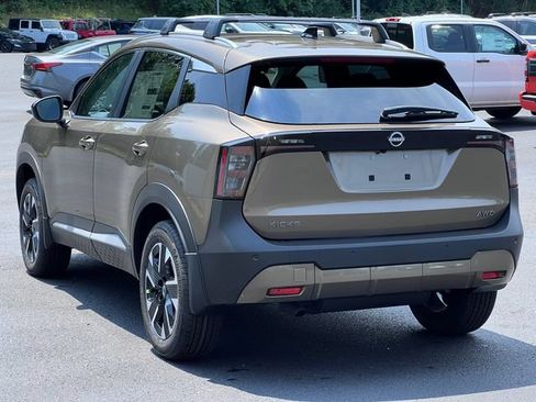 New 2026 Nissan Kicks SV w/ Cold Weather Package AWD/4WD image 7