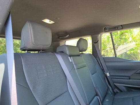 Used 2024 Lexus GX 550 AWD/4WD image 14