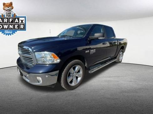 Used 2019 RAM 1500 Big Horn AWD/4WD image 4