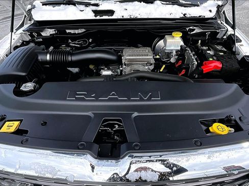 Used 2022 RAM 1500 Limited image 10
