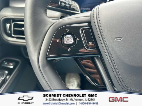 Used 2025 Lincoln Aviator w/ Premium Package w/ Equipment Group 101A AWD/4WD image 17