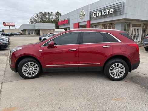 Used 2019 Cadillac XT5 FWD image 1