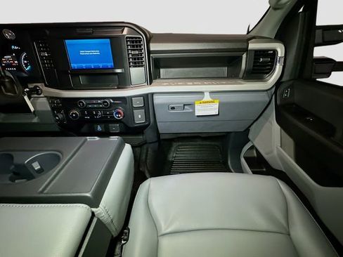 New 2026 Ford F350 XL w/ XL Chrome Package image 25
