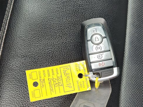 Used 2023 Ford Explorer Limited image 33