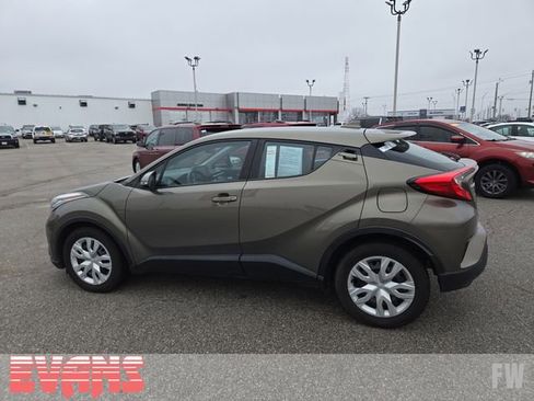 Used 2021 Toyota C-HR LE image 23