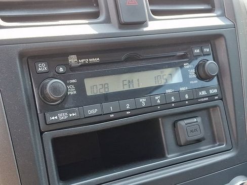 Used 2010 Honda CR-V LX image 3
