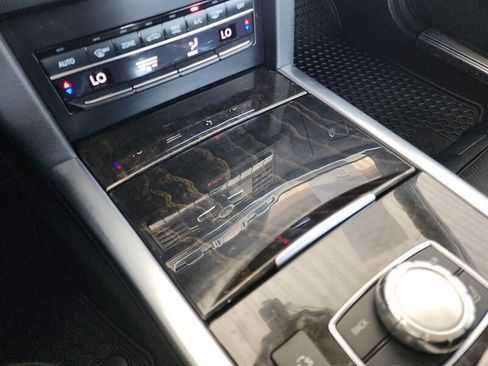 Used 2014 Mercedes-Benz E 350 Sedan image 56
