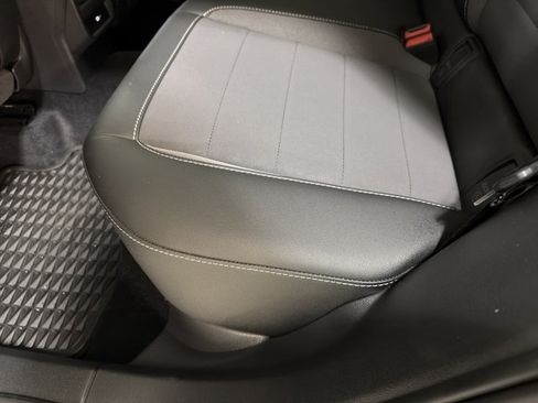 Certified 2022 Volkswagen Taos SE AWD/4WD image 22