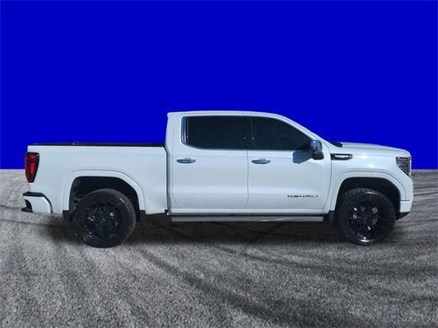 Used 2026 GMC Sierra 1500 Denali Ultimate image 3